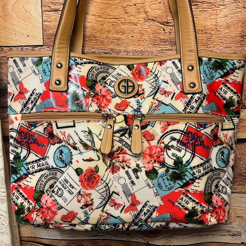 Giani Bernini Coated Postcard Tote Bag - Picture 5 of 16